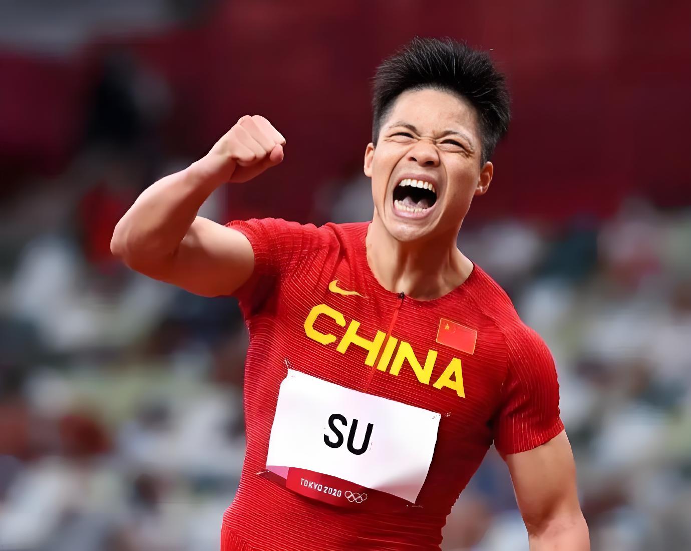 苏炳添接受媒体采访：曼联是我最具挑战性的对手